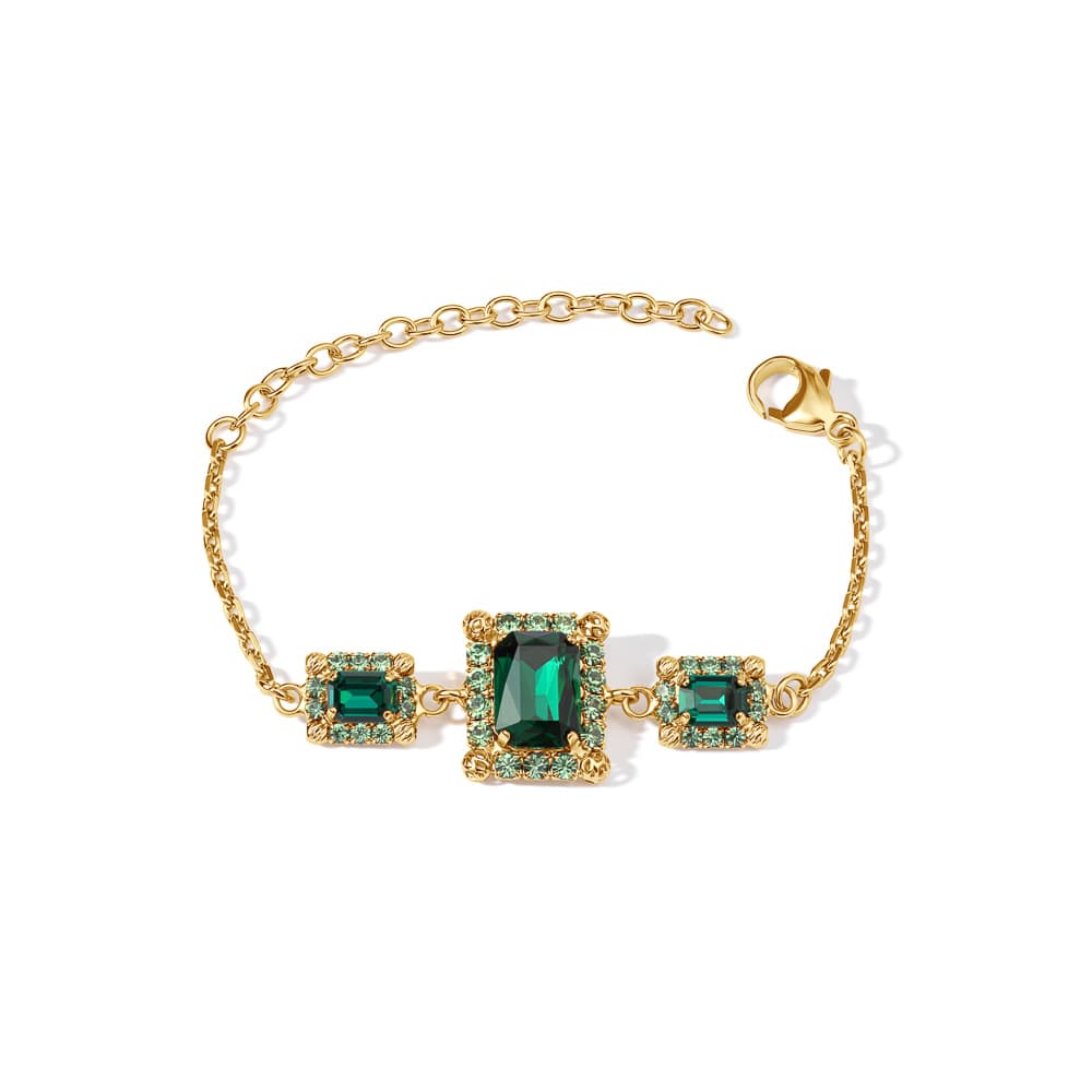 Gold necklace packshot photography on white background